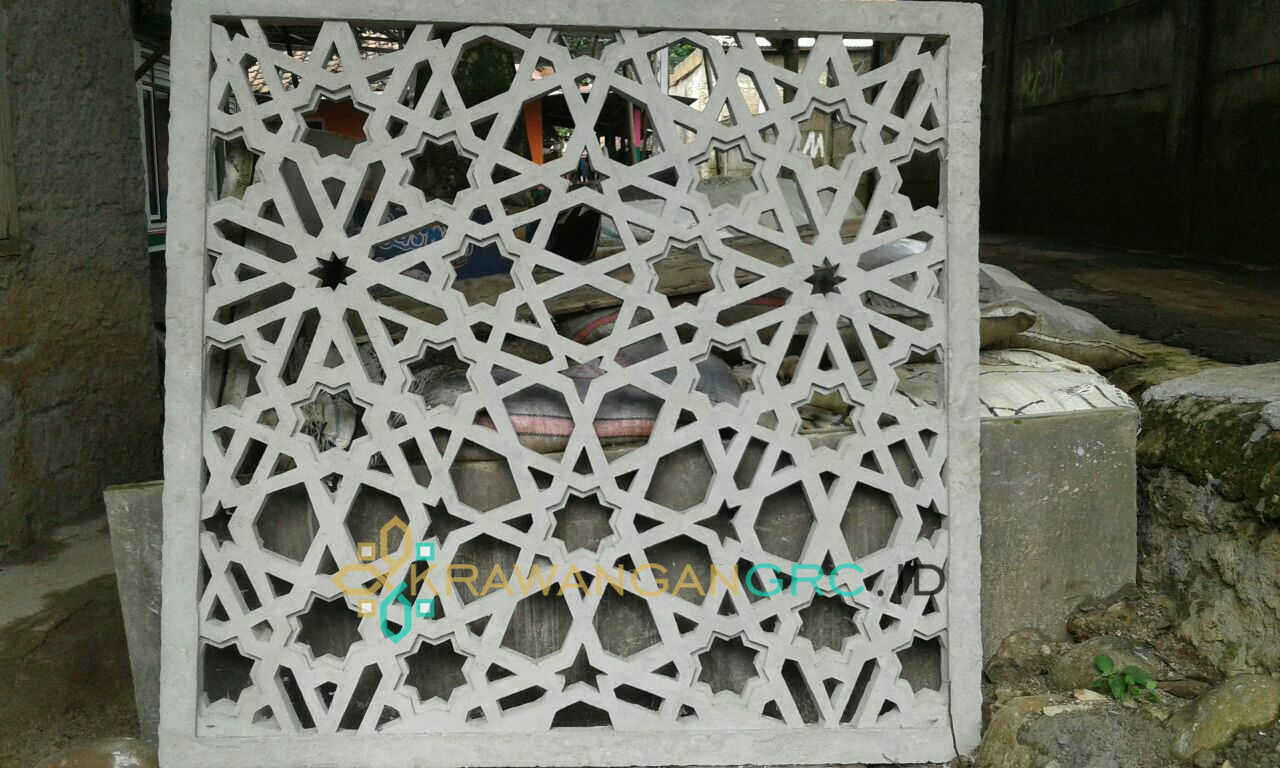 Panel krawangan GRC persegi motif bintang islami